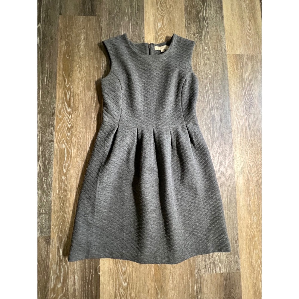LOFT Quilted Fit and Flare Dress Womens 4 Gray Excellent Sleeveless Knit Skater